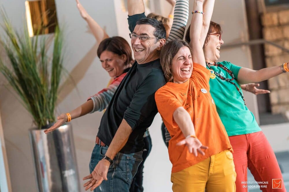 Découverte : le Yoga du rire